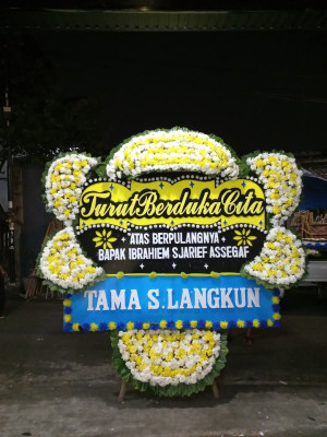 Papan Bunga Duka di Bimomartani